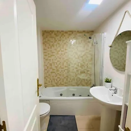 Apartamento Piso Cerca A La Playa Con Piscina Y Vistas Al Mar Benalmádena