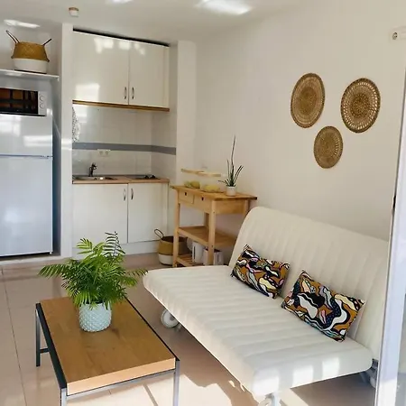 Piso Cerca A La Playa Con Piscina Y Vistas Al Mar * 베날마데나코스타